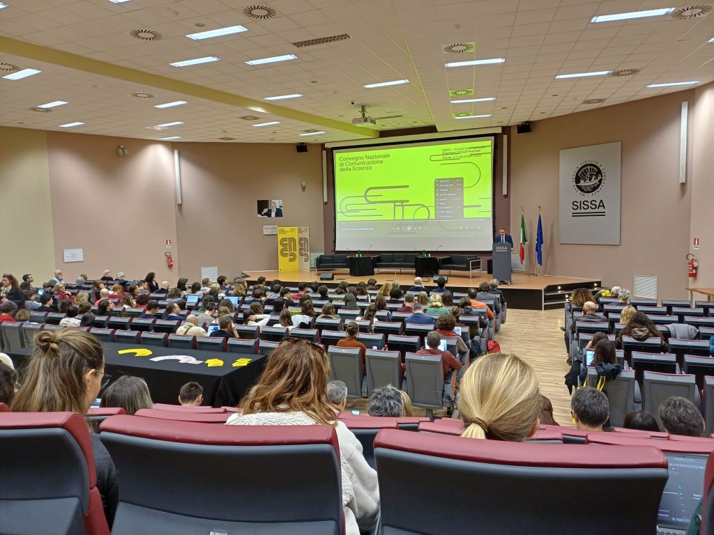 La platea di una sala del Convegno Nazionale di Comunicazione della Scienza a Trieste